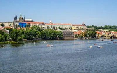 Úklid bytů a domů — Praha 15